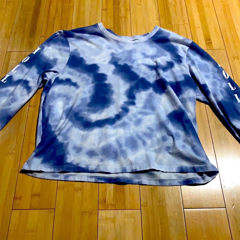 tie-dye Hollister long sleeve crop top size XS